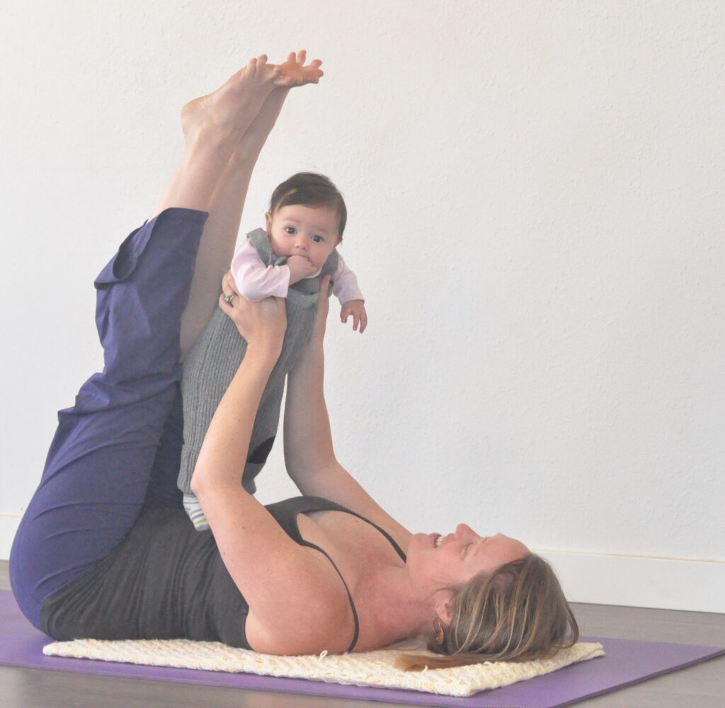 10 THINGS TO DO IN BABY & ME YOGA